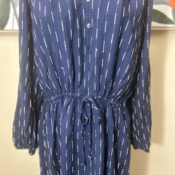 Classic Navy Blue Women's Dress - Picture 3 of 7